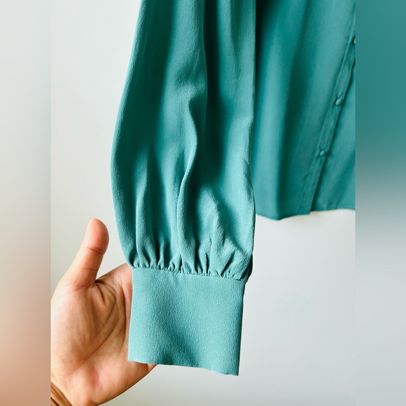 SEZANE Chloe Sage Silk Blouse Size 36(US4) - Picture 11 of 16